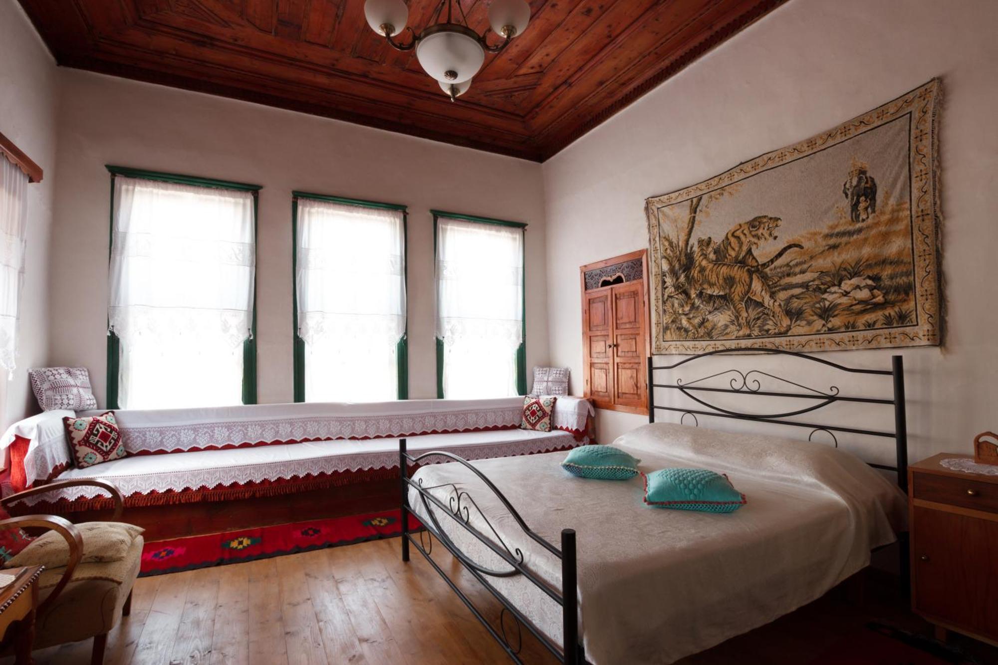Guesthouse 1805 Гирокастра Экстерьер фото