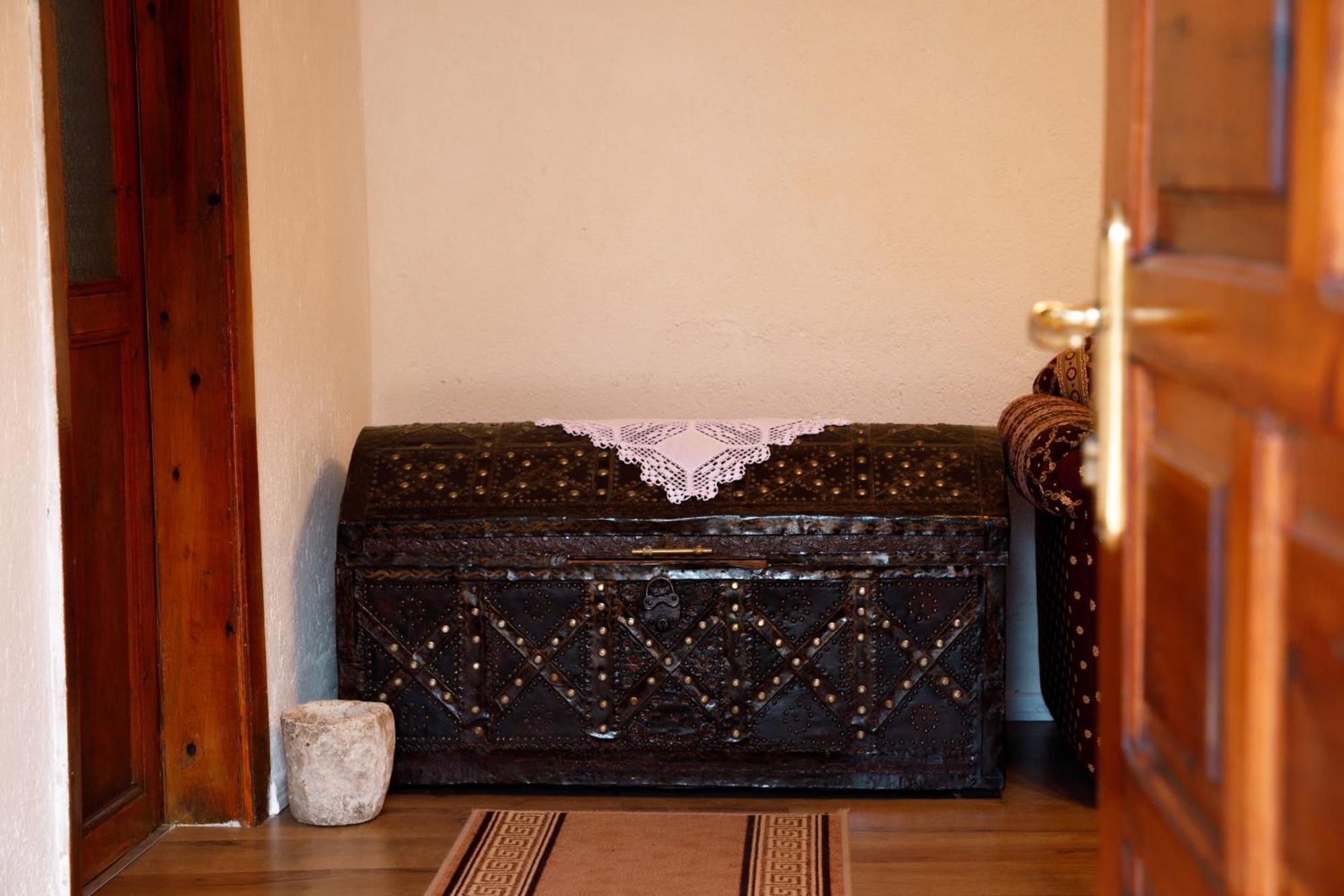 Guesthouse 1805 Гирокастра Экстерьер фото